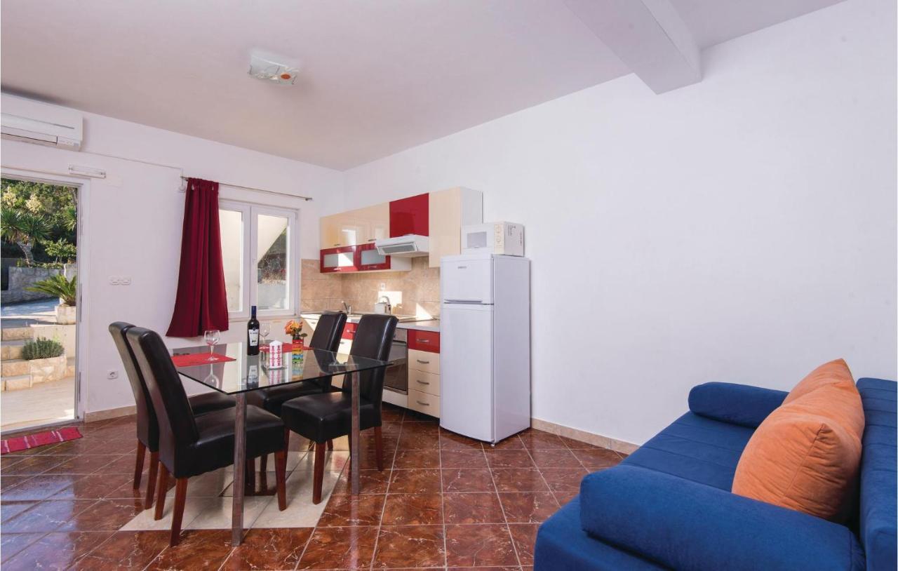 Gorgeous Apartment In Dubrava With Kitchen Екстериор снимка